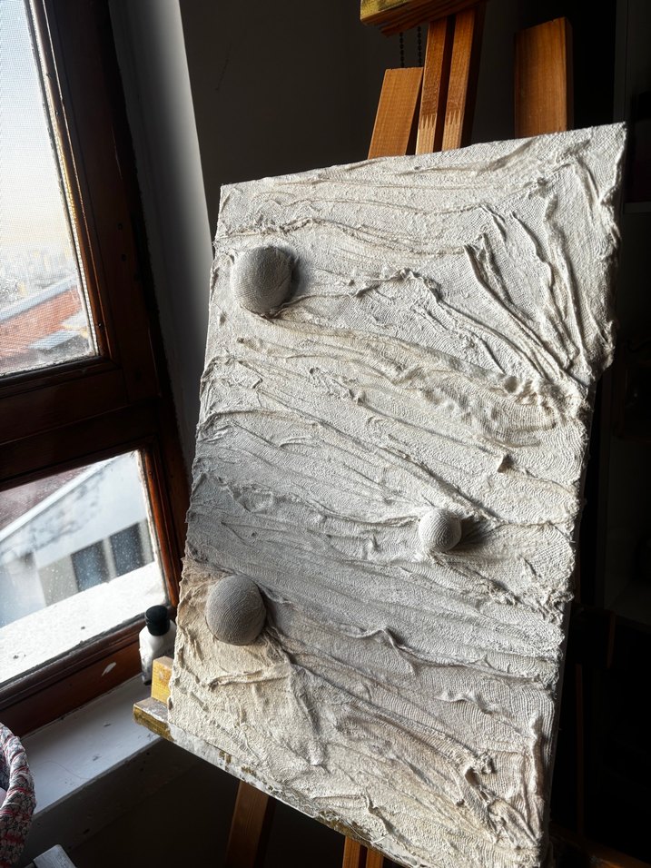 Kabartmalı Beyaz ve Gri Soyut Tablo - Görsel 2