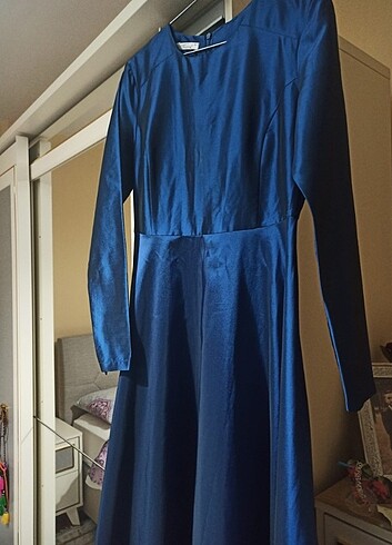 mavi uzun elbise