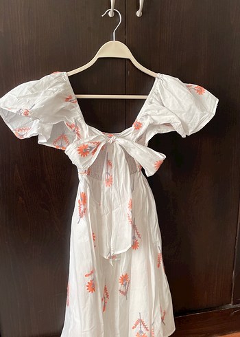 Beyaz Nakışlı Bohem Mini Elbise - Görsel 4