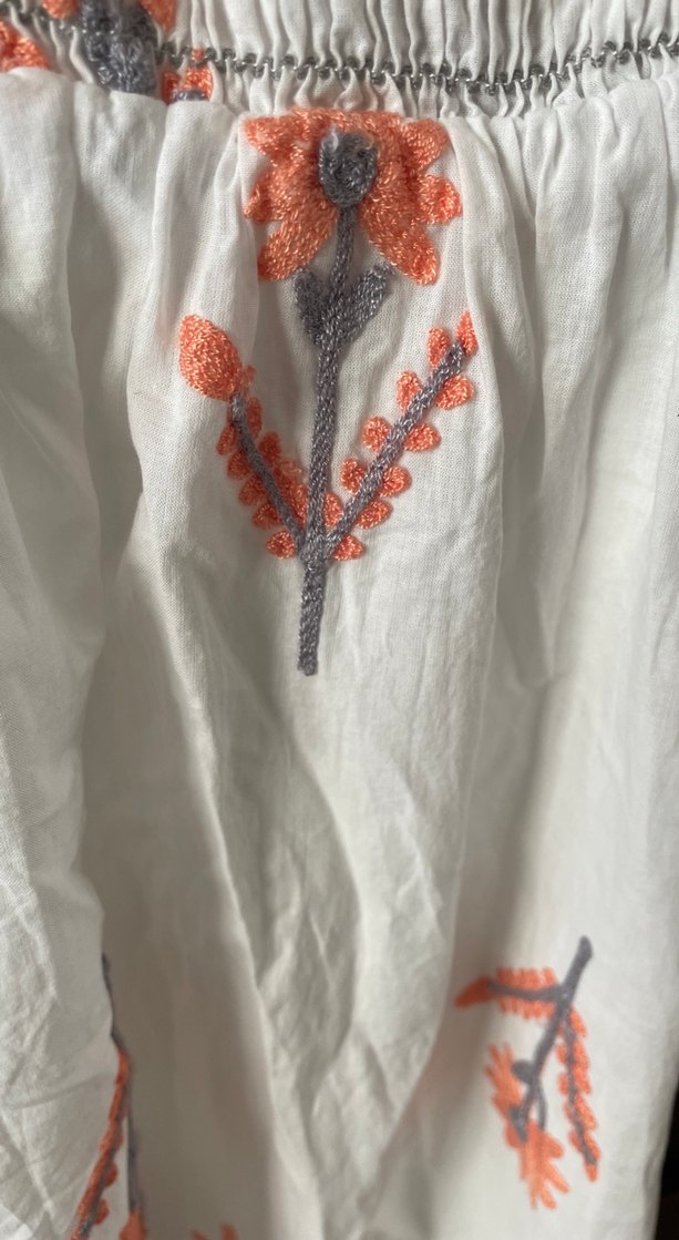 Beyaz Nakışlı Bohem Mini Elbise - Görsel 3