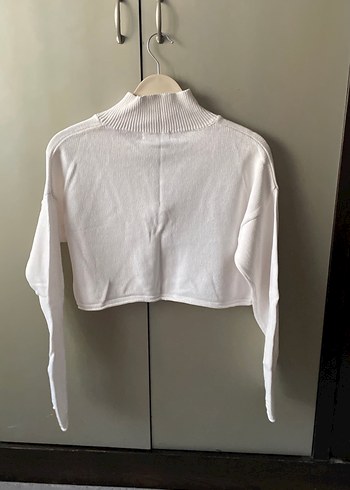 Yarım Fermuarlı Beyaz Kısa Sweatshirt - Görsel 4