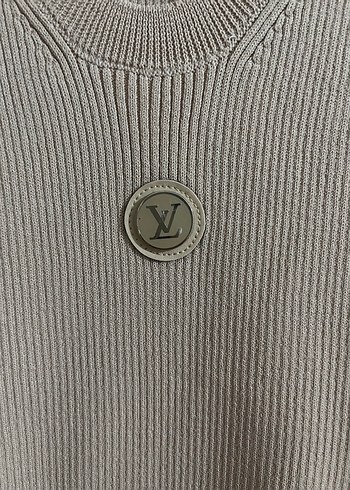 Bej V Yaka Kadın Atlet - Görsel 2