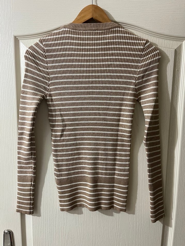 Bej Çizgili İnce Triko Kadın Kazak - Görsel 3