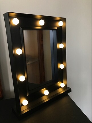 Led Işıklı Makyaj Aynası