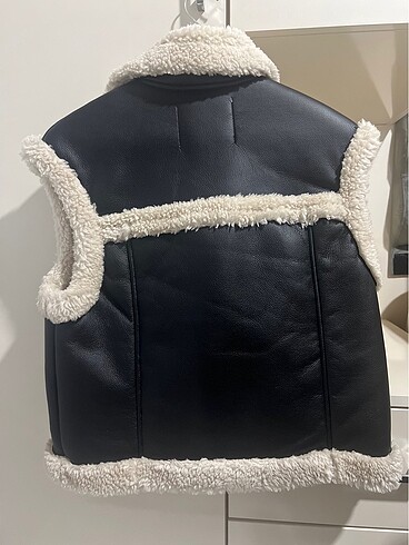 xs Beden Bershaka yelek