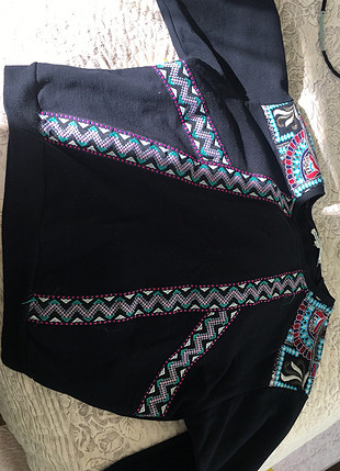 Sweatshirt nakışlı koton Fahriye evcen 