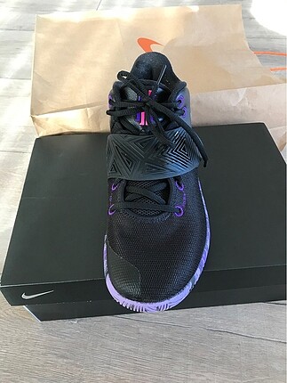 Nike basketbol ayakkabısı