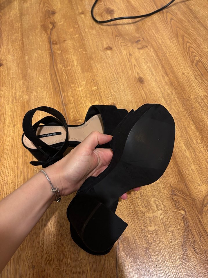 Pull&Bear Siyah Tokalı Platform Topuklu Kadın Ayakkabı - Görsel 4