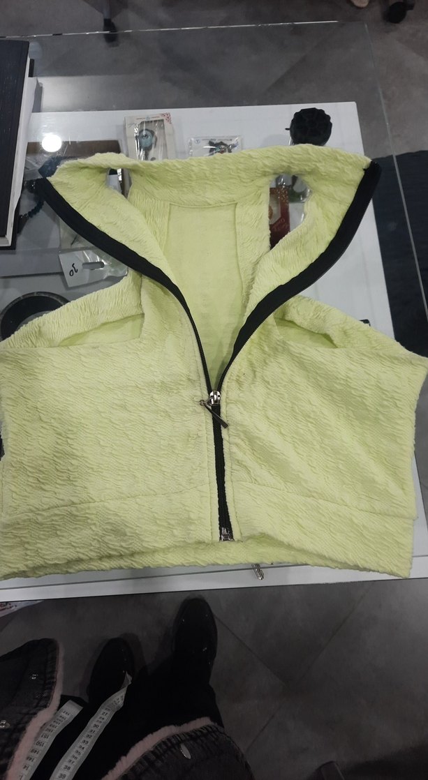 fosfor Sarı Yüksek Yakalı Kolsuz Mini Yelek - Görsel 4