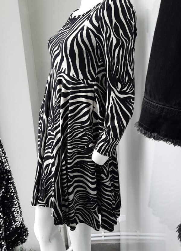 Polarli elbise yumuşak kumas - Görsel 2