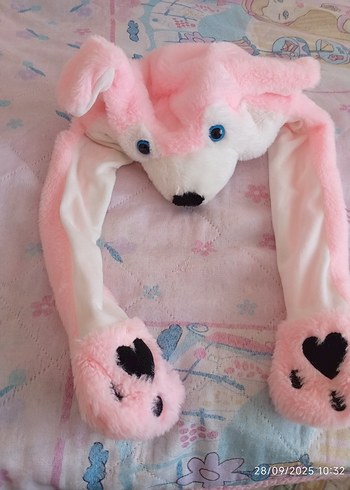 Pembe Peluş Çocuk Kulaklı Bere ve Eldiven