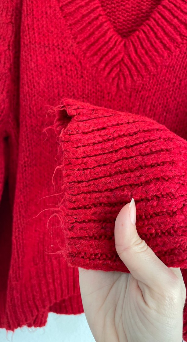 Kırmızı V Yaka Örgü Kadın Kazak - Görsel 2