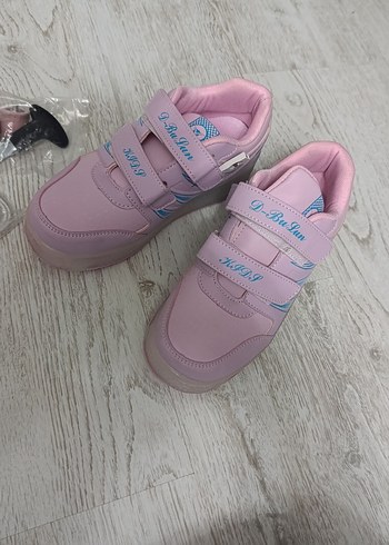 Kız Çocuk Pembe Cırtlı Spor Ayakkabı