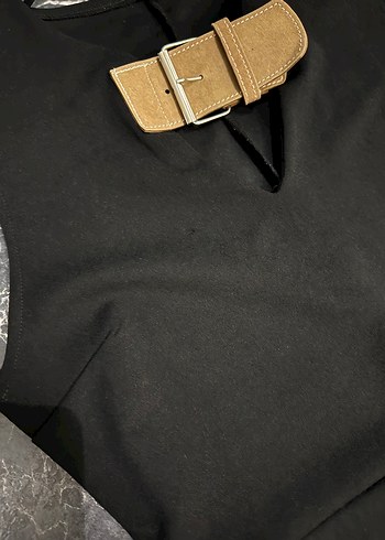 m Beden siyah Renk Zara model Kemer Detaylı Siyah Kolsuz Mini Elbise