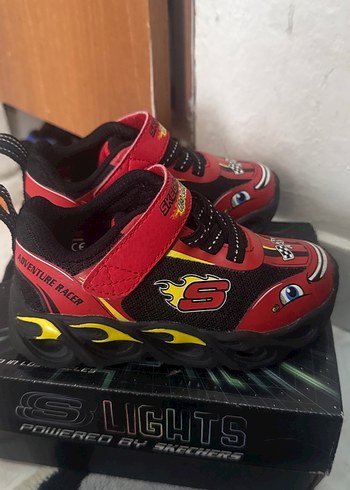 Skechers Skechers Kırmızı ışıklı spor 23 numara