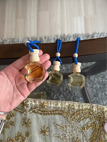 3lü oda kokusu veya araba kokusu