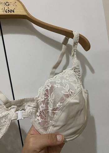 m Beden beyaz Renk Beyaz Nakışlı Bohem Bralet