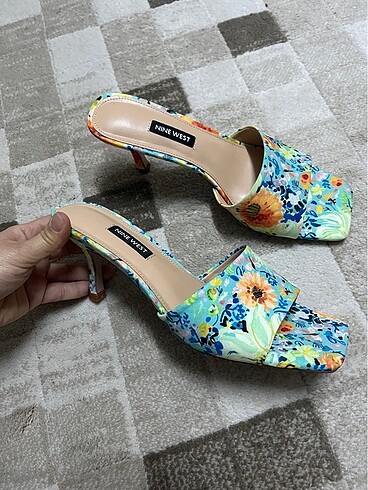 Nine west terlik