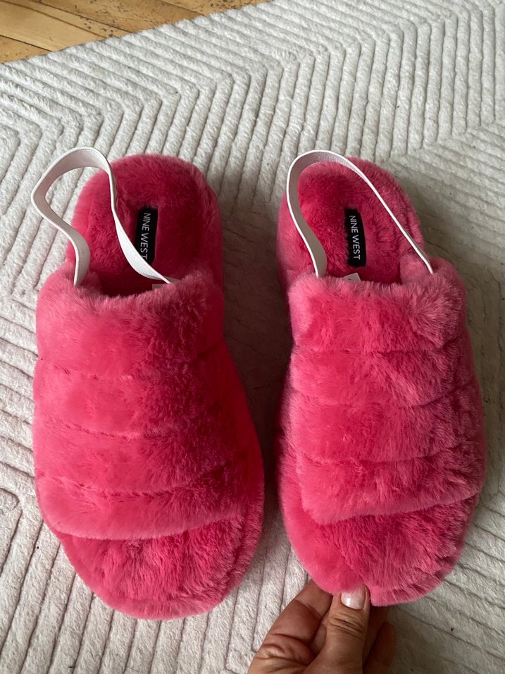 Pembe Tüylü Kadın Ev Terliği - Görsel 2