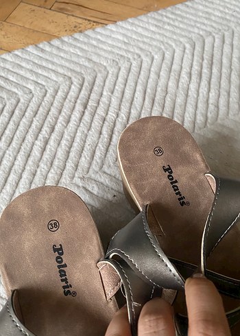 Kahverengi Yılan Desenli Dolgu Topuklu Kadın Sandalet - Görsel 3