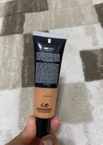Beden H&M Nemlendirici Fondöten SPF15 Bej bronzer kontür