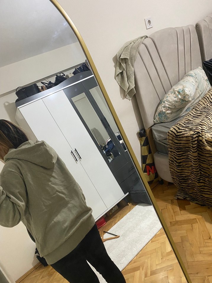 Gri Yüksek Yakalı Kadın Sweatshirt - Görsel 2