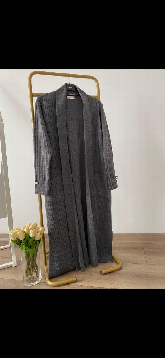 Gri Uzun Örgü Kadın Hırka - Görsel 4