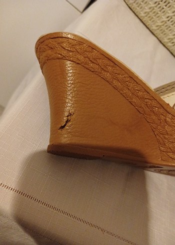 Bej Desenli Kadın Dolgu Topuk Terlik - Görsel 5