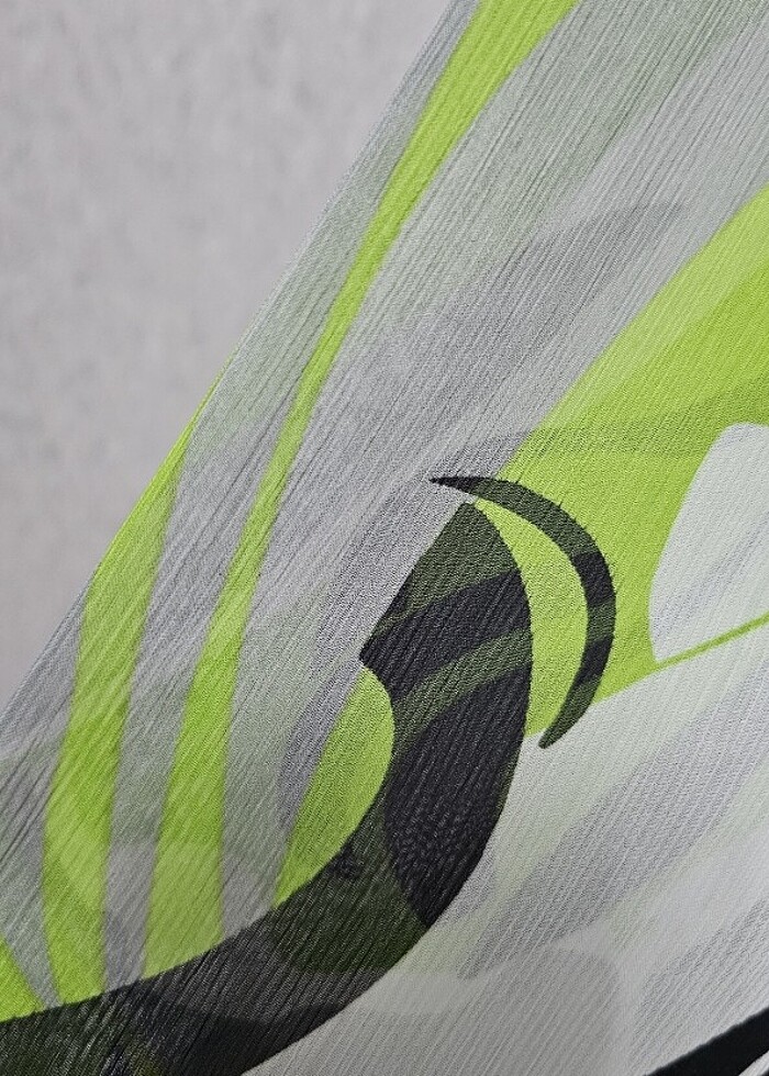 DESENLİ ŞİFON KUMAŞ - Görsel 3