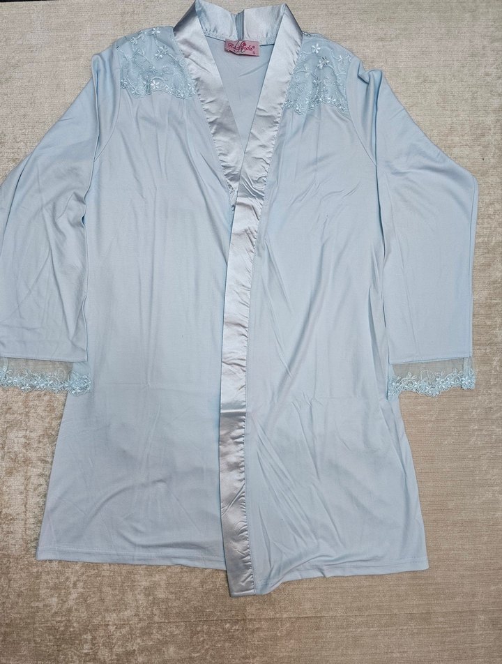 Üçlü çeyizlik dantelli pijama takımı - Görsel 3