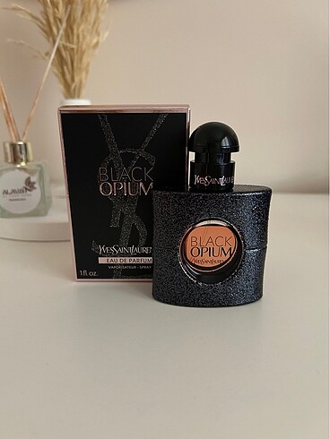 Yves Saint Laurent Black Opium edp