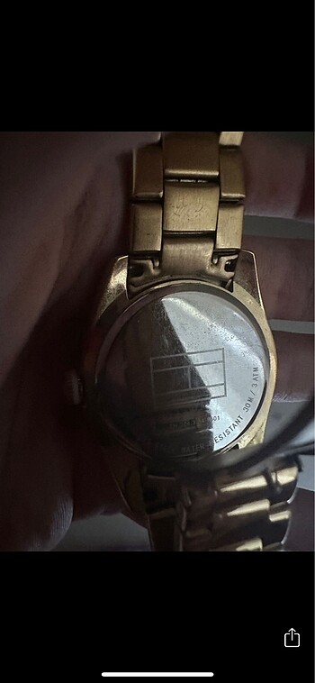 Tommy Hilfiger tommy saat
