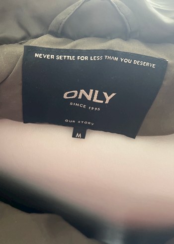 Kürk Detaylı Kahverengi Kadın Kışlık Mont - Görsel 4