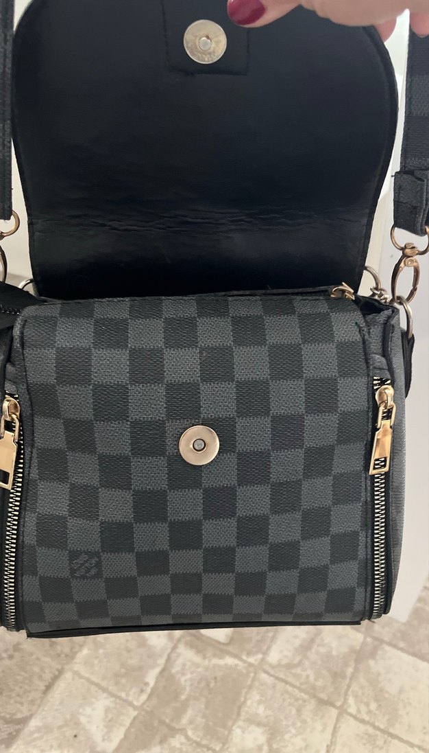 Siyah Kareli Tokalı Kadın Deri Çanta - Görsel 3