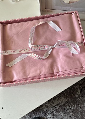 Pembe Baskılı Nevresim Takımı - Görsel 3