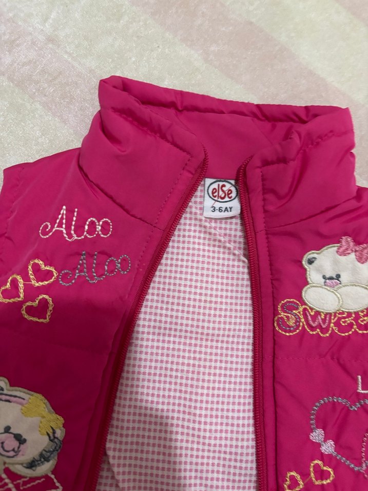 Kız Çocuk Pembe Nakışlı Fermuarlı Yelek - Görsel 2