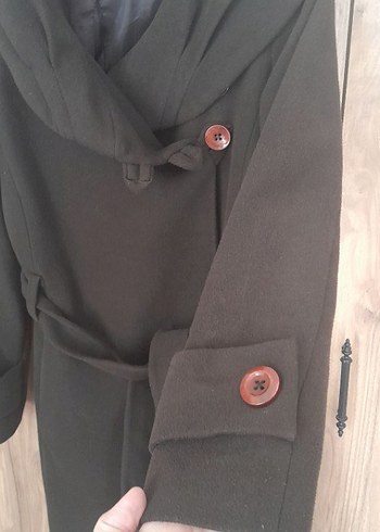 Kemerli Siyah Kadın Kaban - Görsel 9