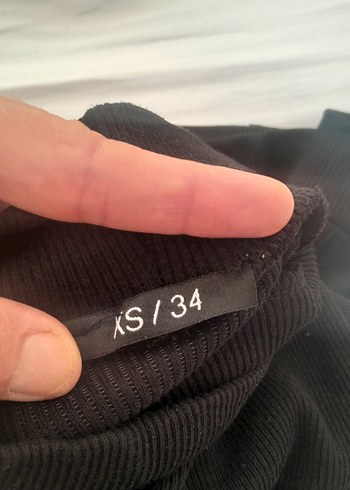 Uzun Siyah Gotik Elbise Yırtmaçlı - Görsel 6