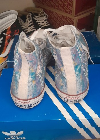 45 Beden Mavi Batik Desenli Boncuklun Kot Spor Ayakkabı