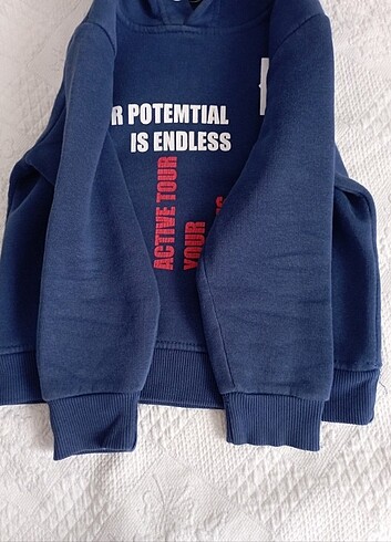 4 Yaş Beden mavi Renk LCW kapüşonlu sweat