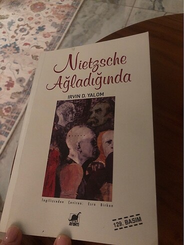 Temiz kullanılmıştır bir kitap
