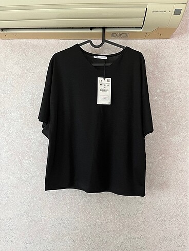 Zara tshirt