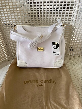 Beyaz Pierre cardin çanta