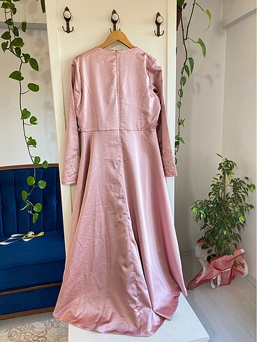 42 Beden pembe Renk Saten tesettür abiye