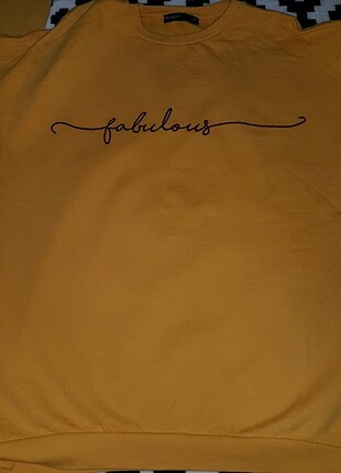 Sweatshirt