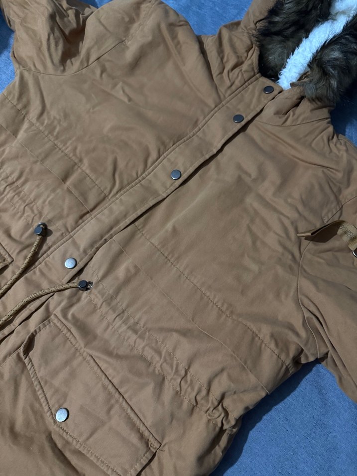 Kürk Detaylı Kadın Kışlık Ceket - Görsel 4