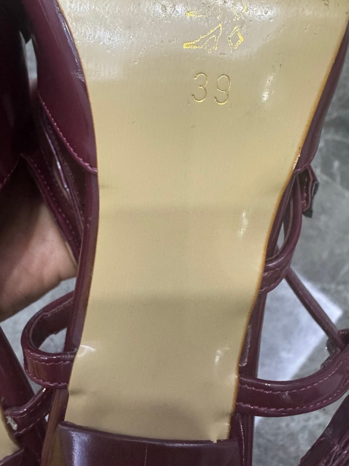 Bordo Rugan Tokalı Stiletto Kadın Ayakkabı - Görsel 3