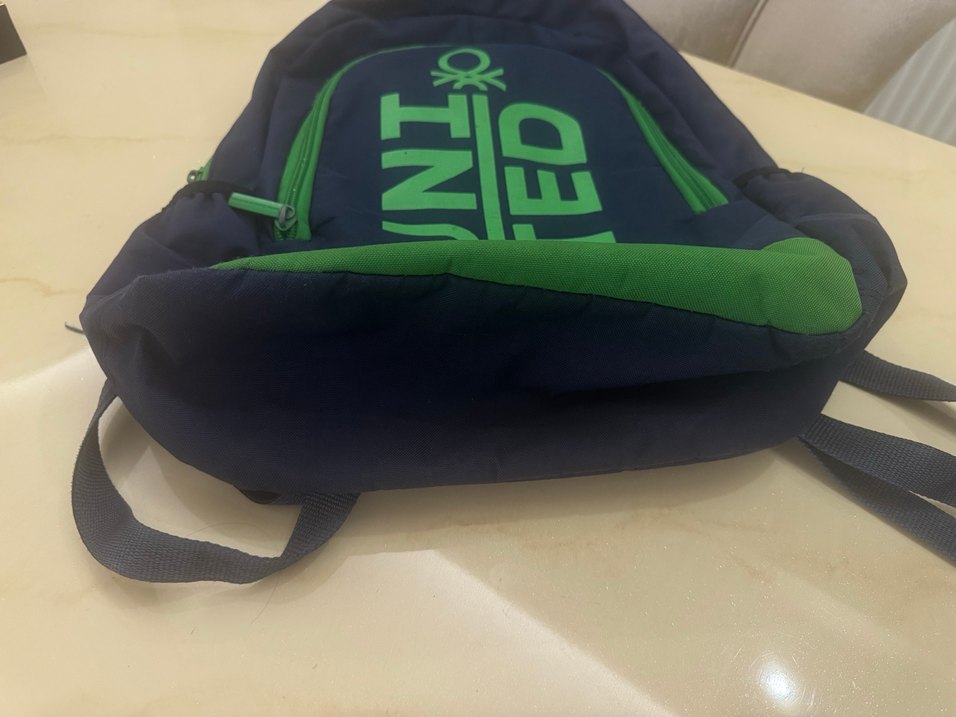 Benetton okul çantası - Görsel 3