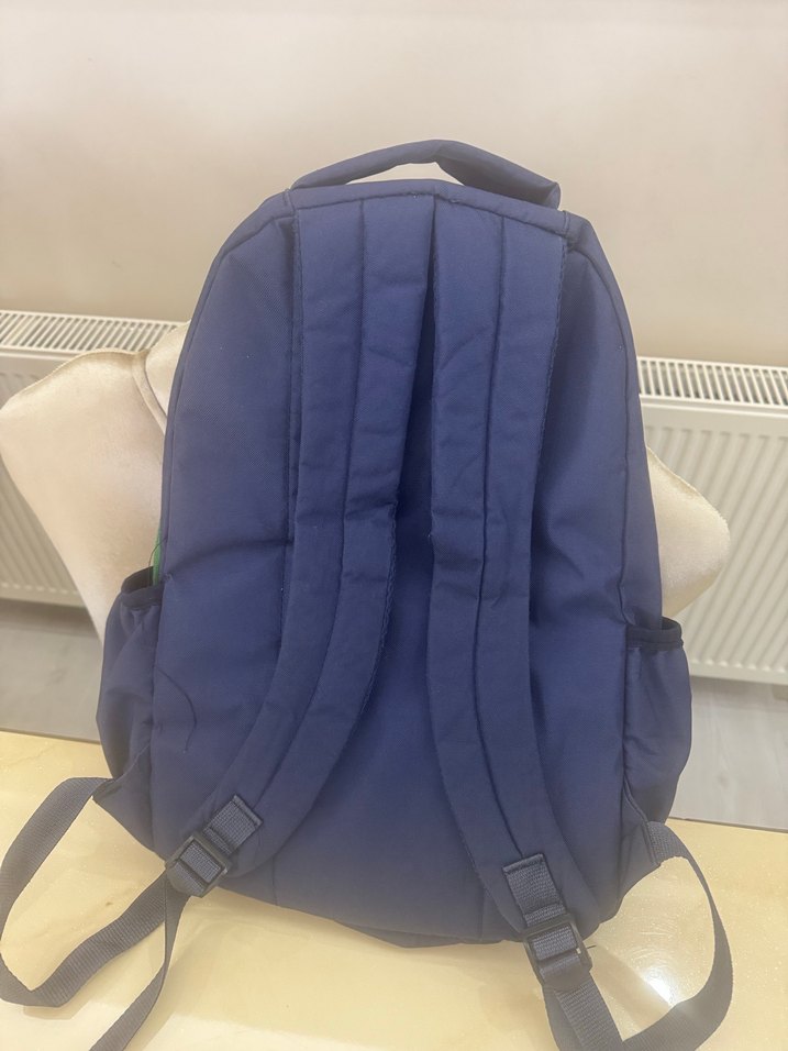 Benetton okul çantası - Görsel 4