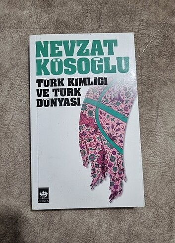 Nevzat Kösoğlu - Türk Kimliği ve Türk Dünyası